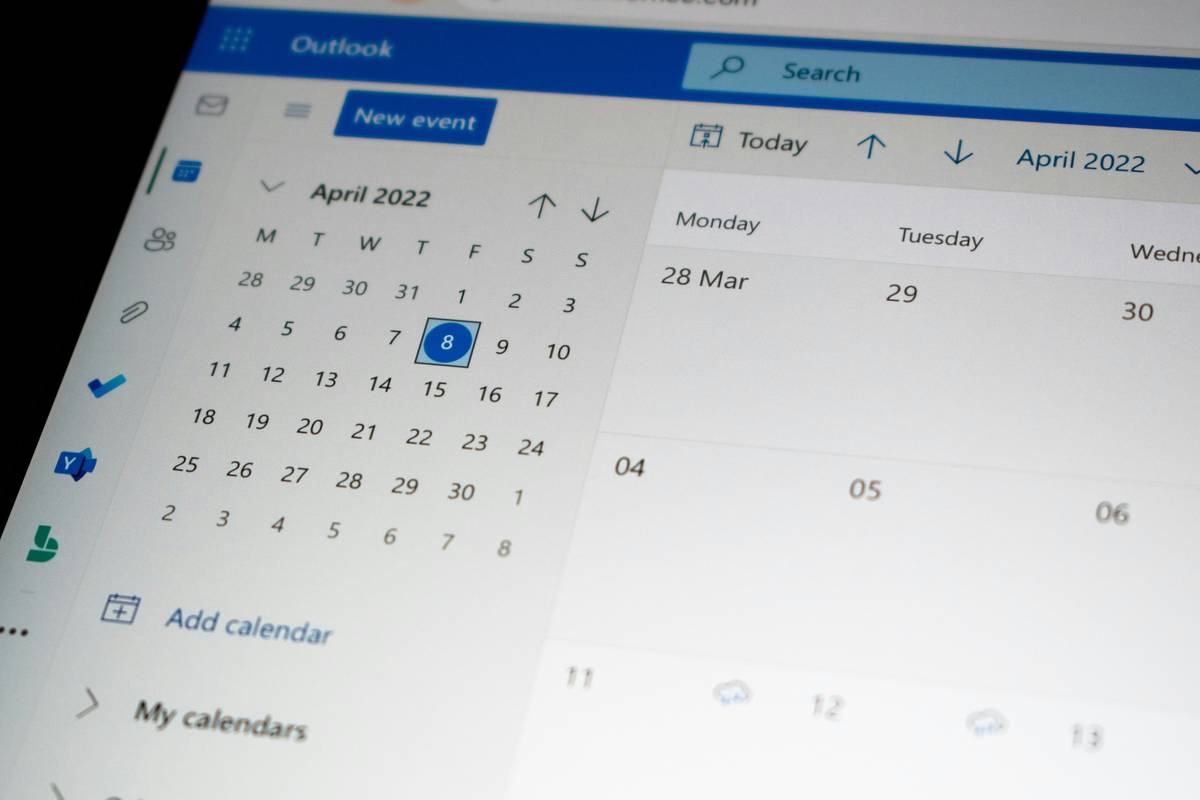 Screenshot of a task adhd tracker app showing color-coded micro-tasks and progress rings
